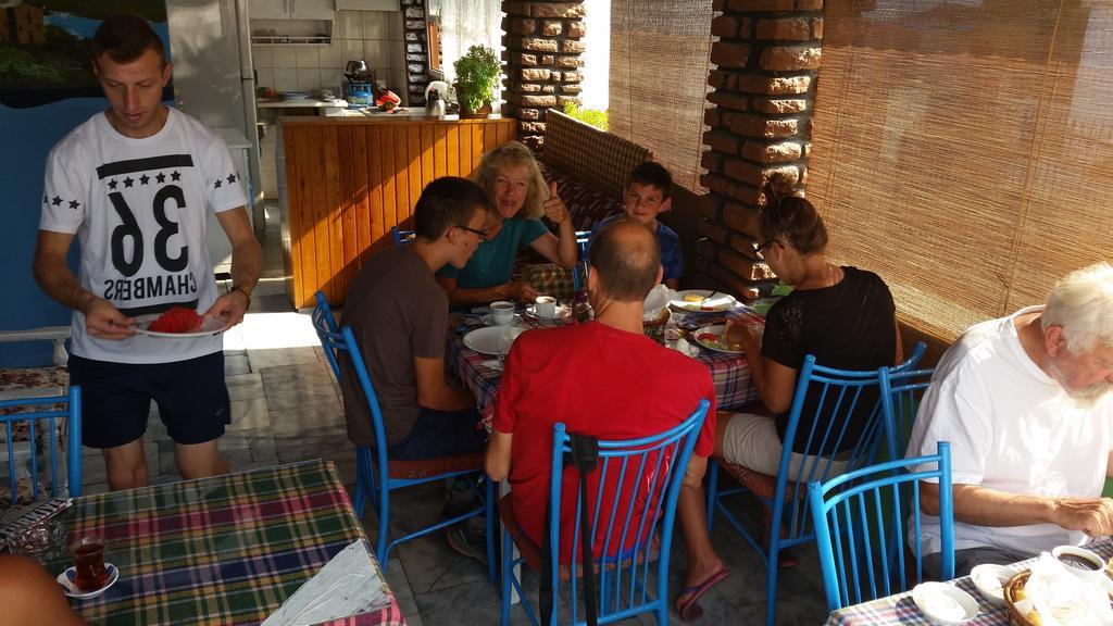 Goekmavi Pansiyon Bodrum Ngoại thất bức ảnh